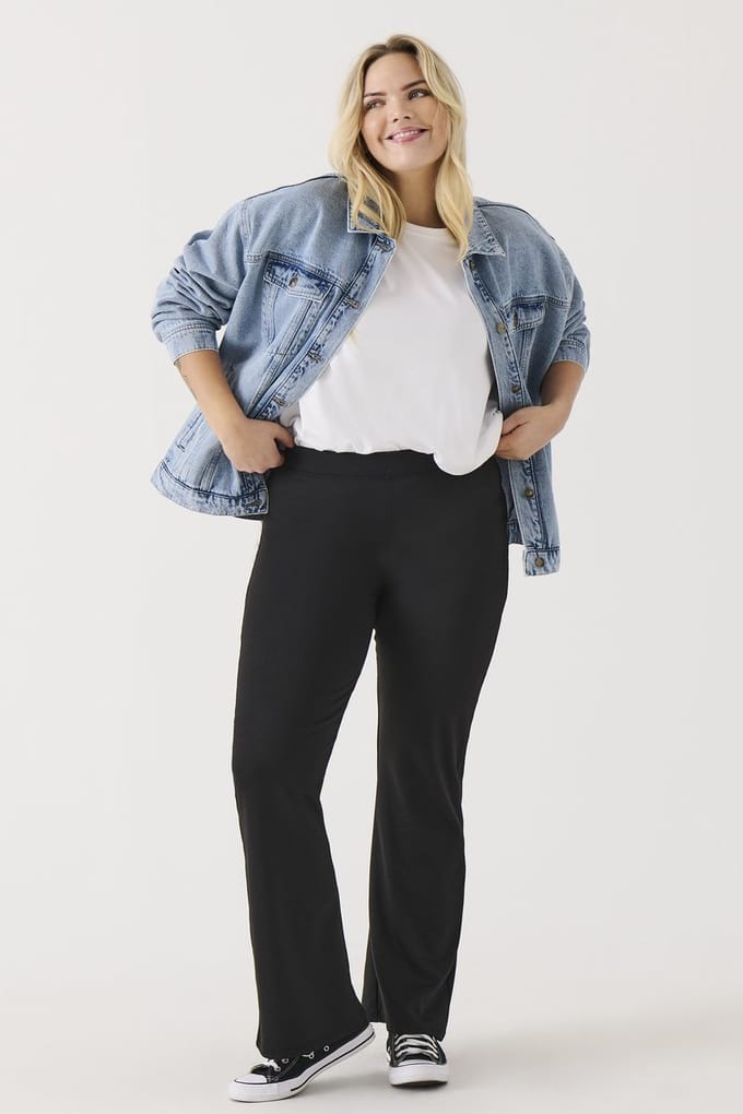 ONLY CARMAKOMA - CAROCEAN L/S OVERSIZE JKT DNM NOOS - Dames - Gewatteerde jassen