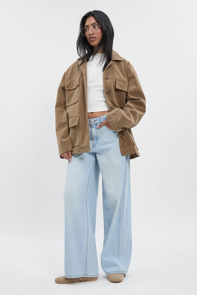 boohoo Dames Midden taille losse pasvorm skaterjean | Gebleekt | Maat: 44