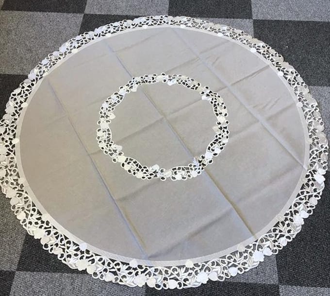 Tafelkleed Linnen licht Grijs met blaadjes - Rond 160 cm