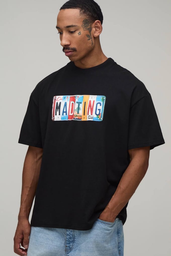 Zwart Oversized T-shirt Met Kentekenplaat Print | Black | Size Large