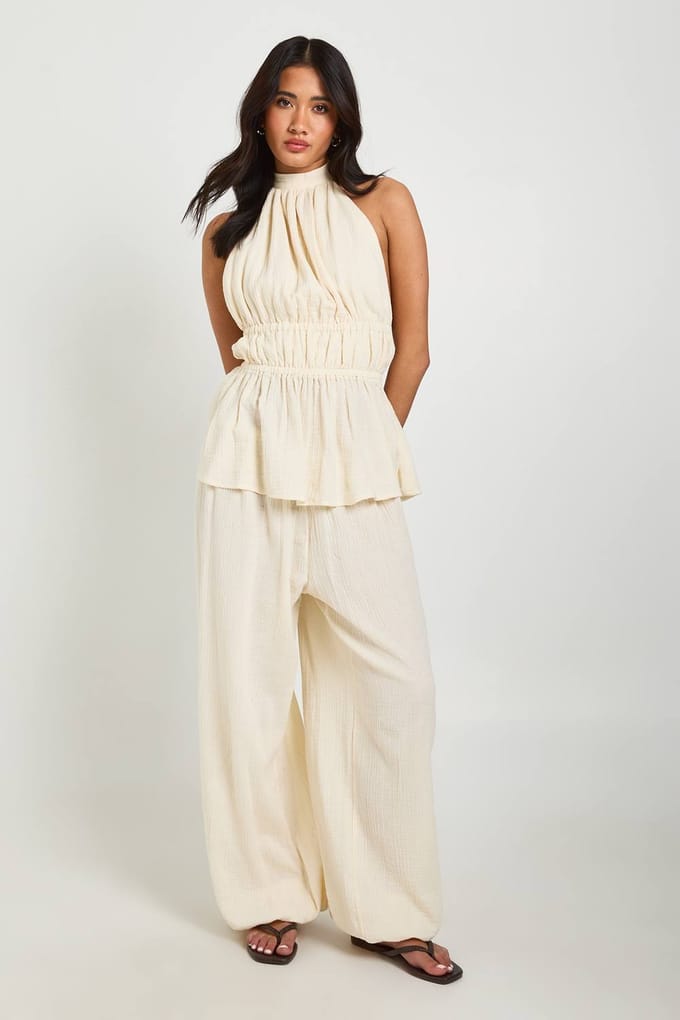 boohoo Dames Kaaslinnen Top Met Gerimpelde Peplum | Ecru | Maat: 34