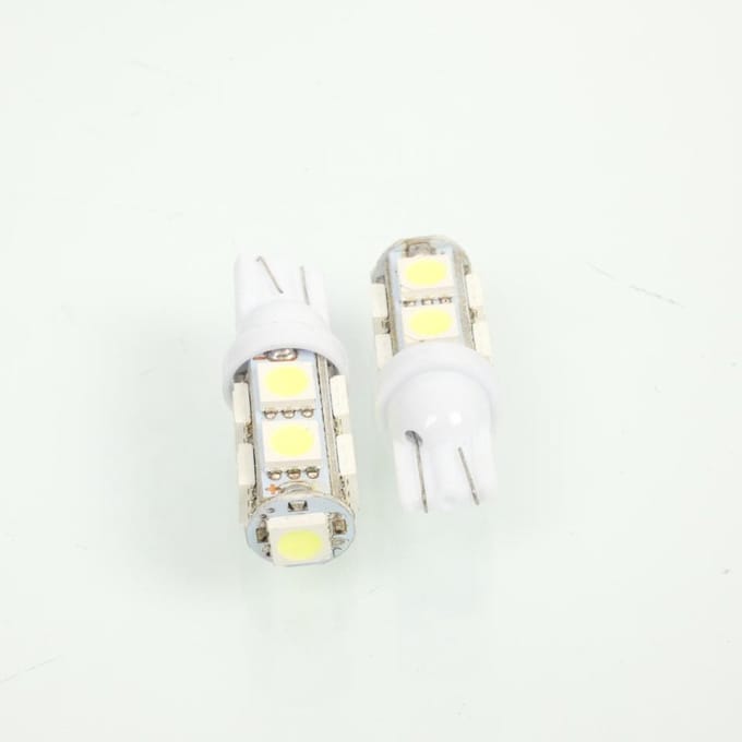 Ampoule LED Sifam pour Auto 12V 10W W2.1 x9.5D Neuf