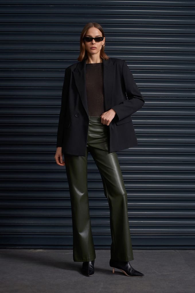 Dames Faux Leer Flared Broek