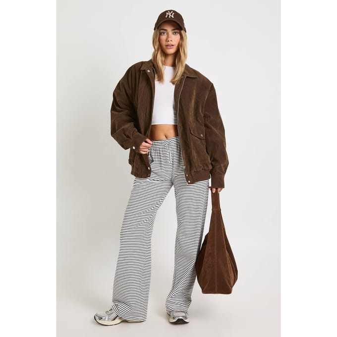 boohoo Dames Gestreepte Broek met Rechte Pijp | Blackwhite | Maat: 44