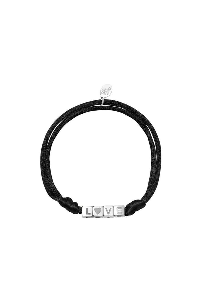 Armband met satijnen band en de letters LOVE - cadeau - luxe - letters - mam