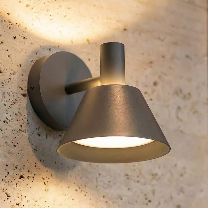 Lucande LED buiten wandlamp Tabena, matzwart, IP44, CCT