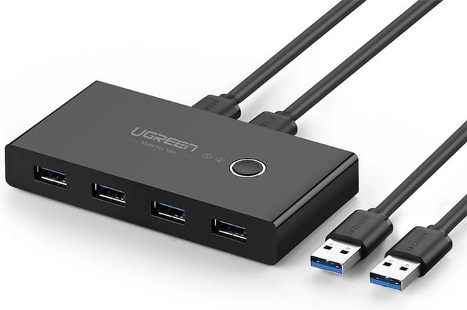 Ugreen - schakelkast - HUB-schakelaar 4x USB 3.2 Gen - 1 - USB-splitter - voor - twee - computers - zwart - (US216 - 30768)