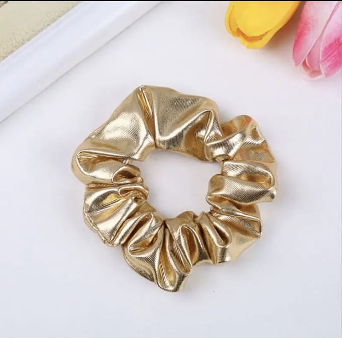 Scrunchie Goud - Faux Leather gouden Scrunchie - Haar elastiek