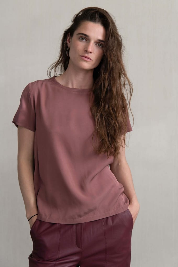Humanoid Harper Top Ruby Maat: XL | Blouses Outlet | Dames