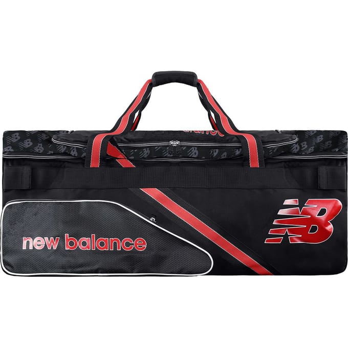 New Balance TC860 Grote Wheelie Cricket Bag