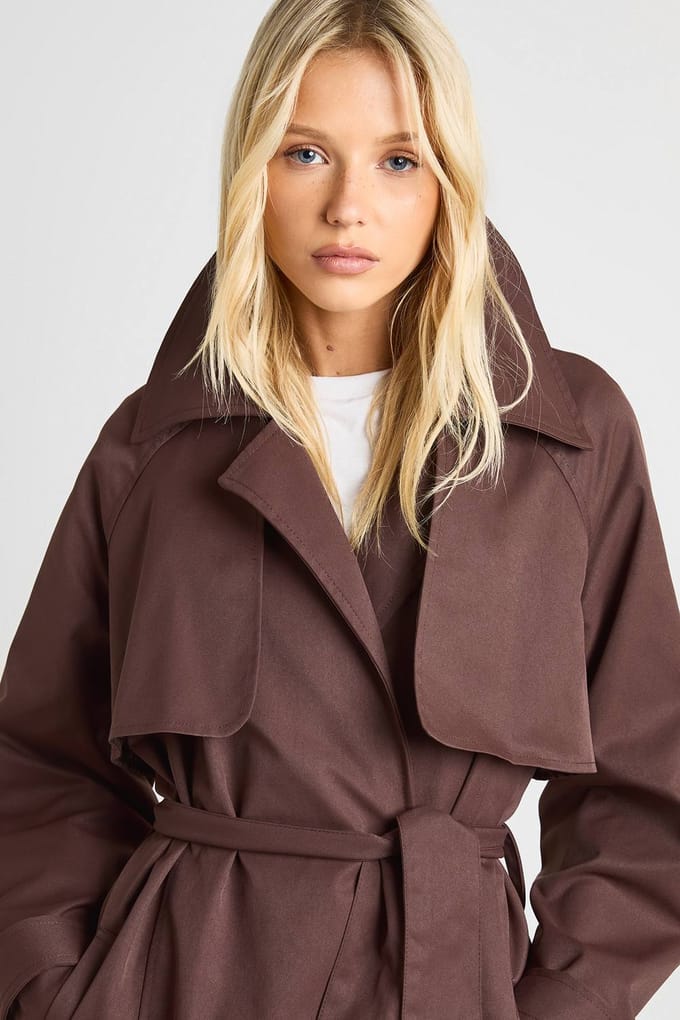 boohoo Dames Maxi Trenchcoat met Ceintuur | Chocoladebruin | Maat: 42