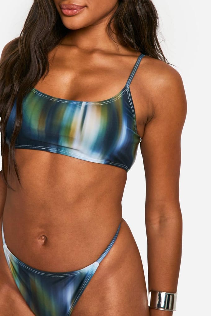 boohoo Dames Blurred Print Crop Bikini Top | Maat: 34