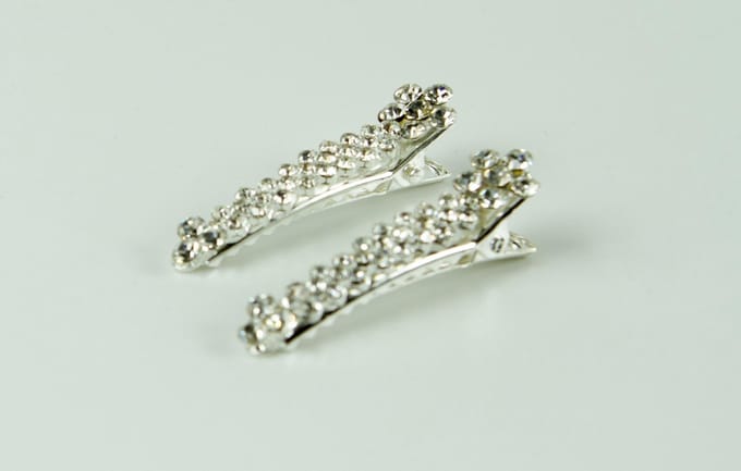 Duckklem met bloemetje strass