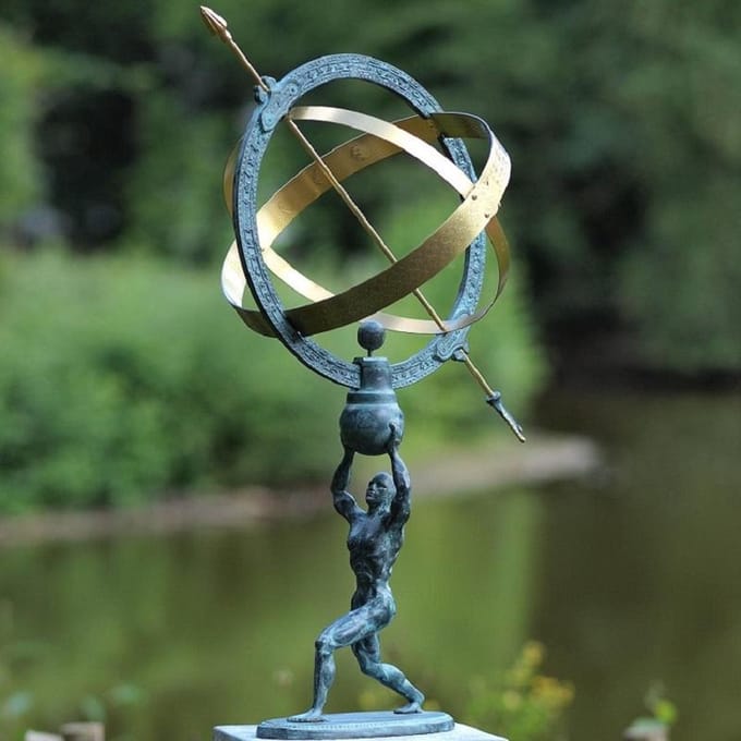 Tuinbeeld - bronzen beeld - Man met zonnewijzer - Bronzartes - 70 cm hoog
