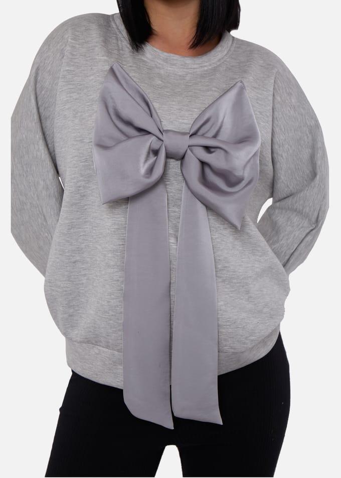 Grijze oversized trui met strik aan de voorkant