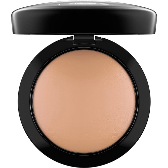 M.A.C Mineralize Skinfinish Natural — Medium Deep, Langzaam Gebakken Finishing Poeder met Vitamine E