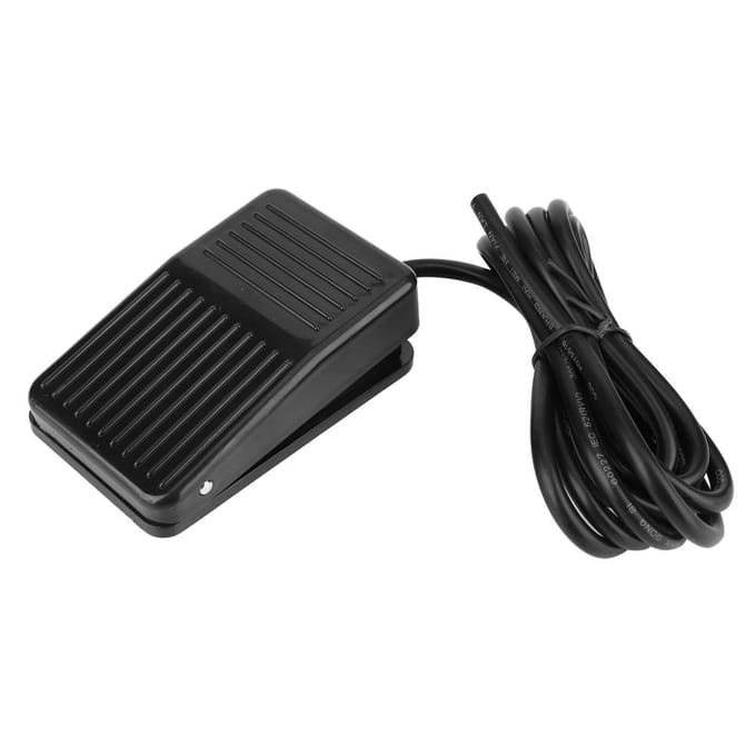 TFS 01 250VAC 10A Antidérapant Momentané Pédale de Contrôle Interrupteur de Commande Noir(2M) black