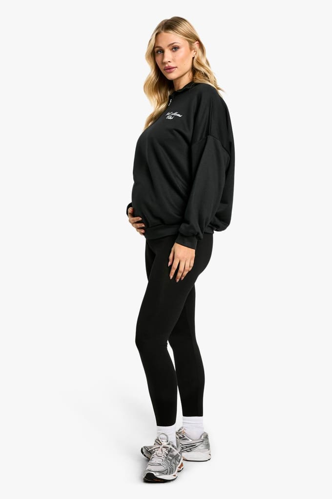 boohoo Dames Maternity Cool Moms Club Slogan Half Zip Sweat & Legging Set | Black | Maat: Small