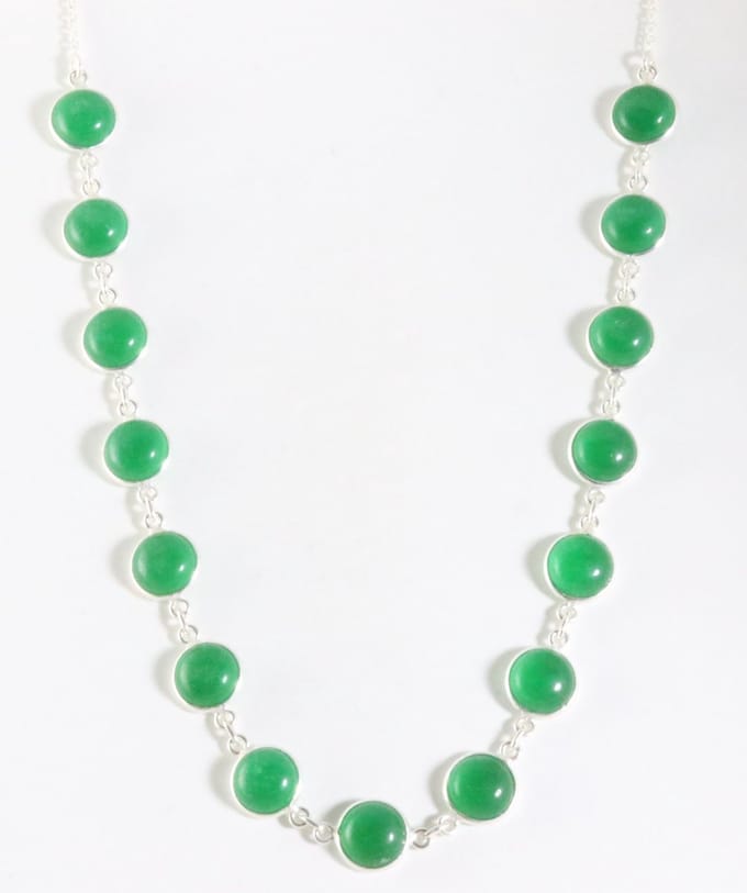 Zilveren collier met jade