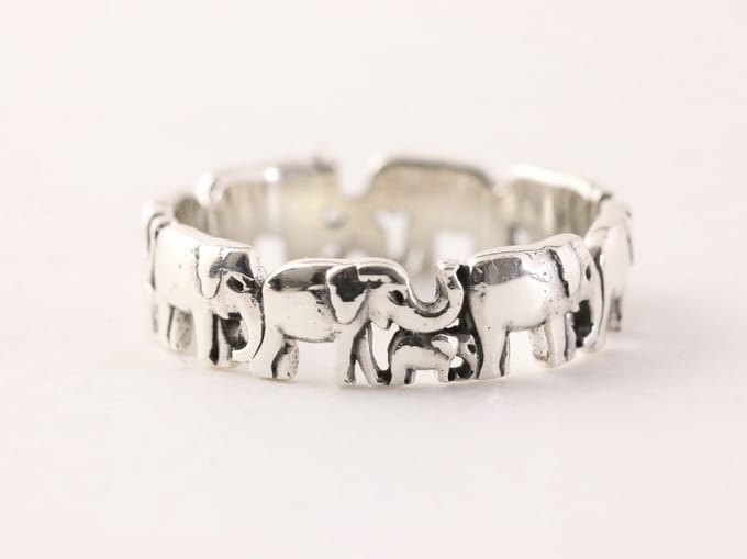 Fijne zilveren olifanten ring - maat 16