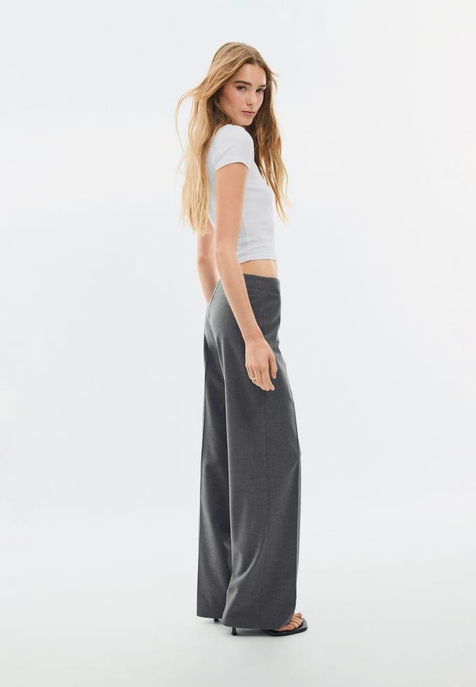 Stradivarius Slim fit broek in recht model  Donkergrijs 36