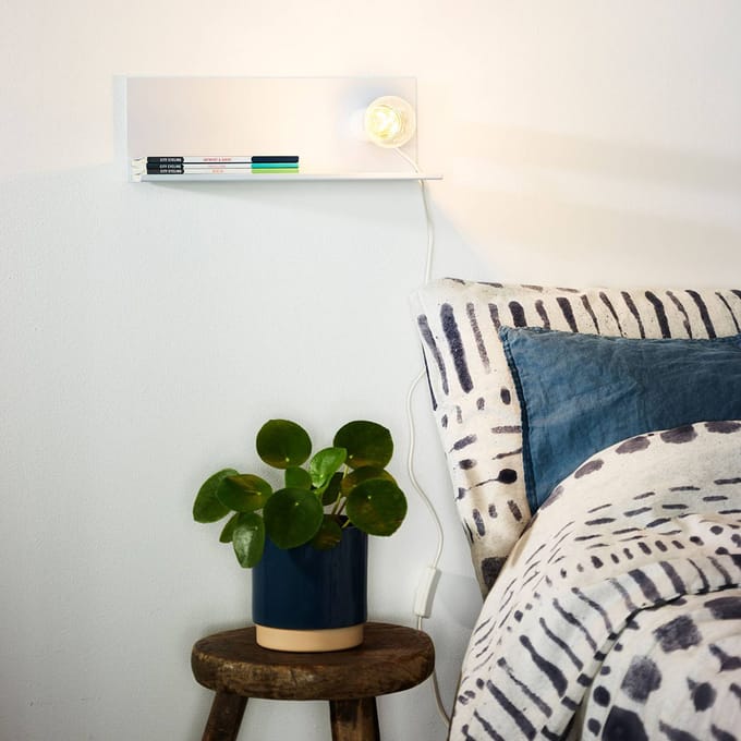 Lucide Sebo - wandlamp van wit metaal met schap