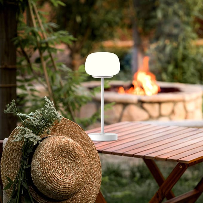 Näve LED tafellamp Pina wit Hoogte 27,8 cm Metaal/glas Touch