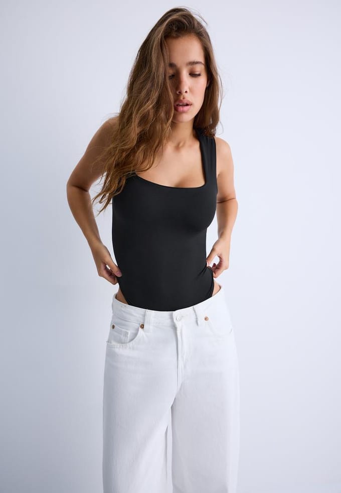 Stradivarius Body polyamide vierkante halslijn  Zwart S