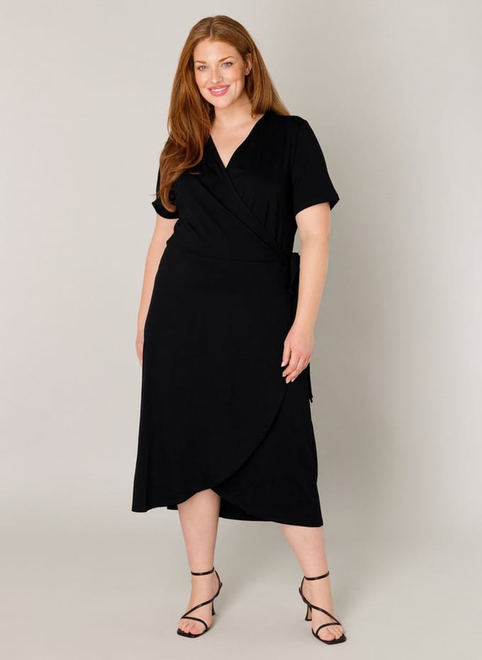 BASE LEVEL CURVY Abbie Jurk - Black - maat X-0(44)