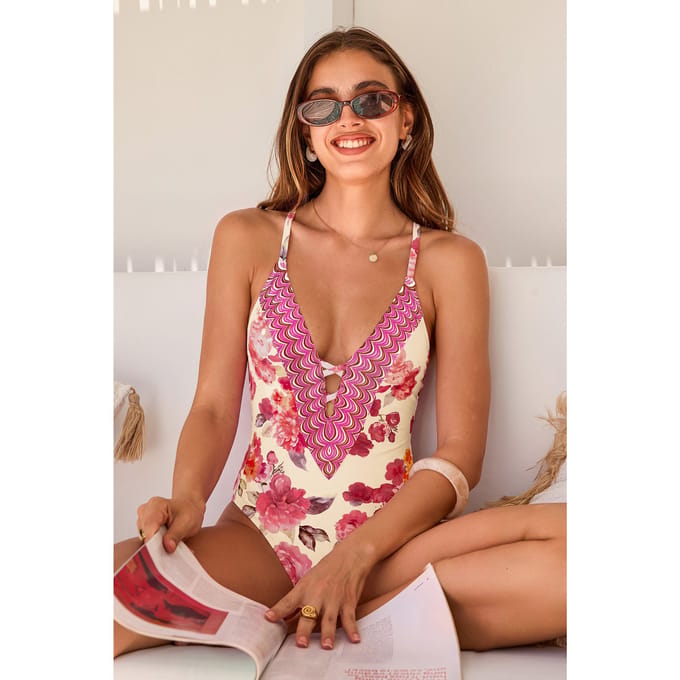 Coastal Sunrise Slim & Sculpt One-Piece Badpak