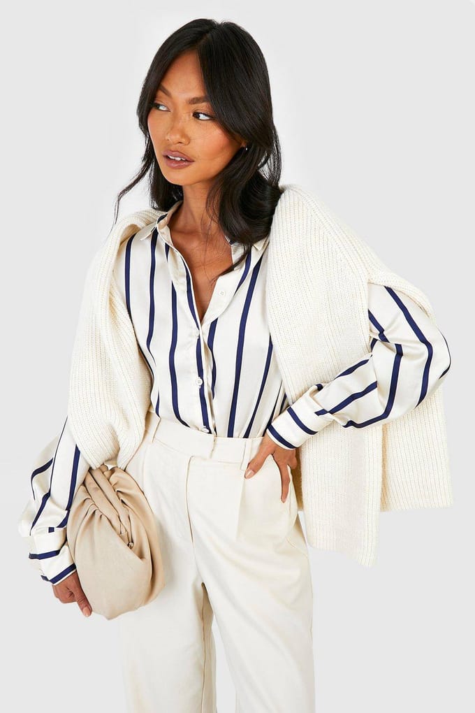boohoo Dames Fijn gestreept satijnen overhemd | Creme | Maat: 44