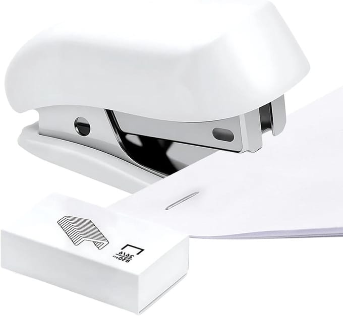 Mini Stapler - Klein Nietapparaat - Papier Werk - Ingebouwde Verwijderaar - 12 Vel Capaciteit - Wit