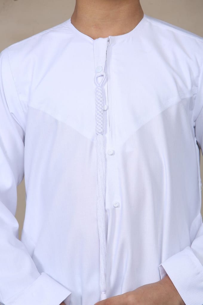 Witte Thobe voor jongens, Emirati Jubba, islamitische kleding, kaftan, Eid-kwastjes met koord