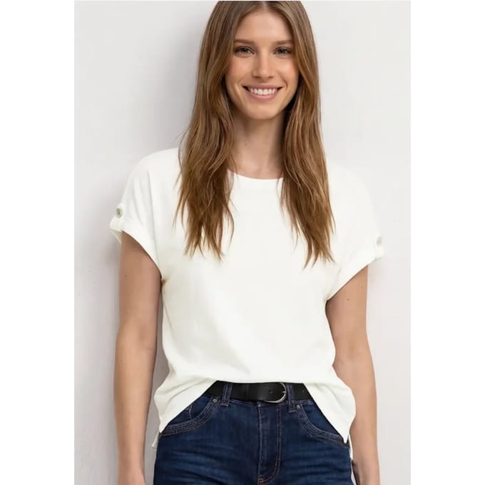 Shirt met ronde hals en knoopdetails