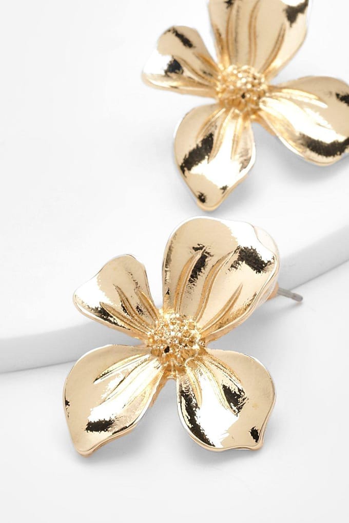 boohoo Dames Gepolijste Bloem Stud Oorbellen | Gold