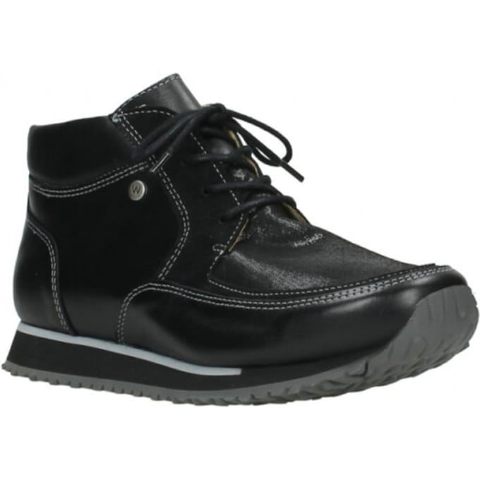 Wolky Hoge veterschoenen e-Boot zwart stretch leer