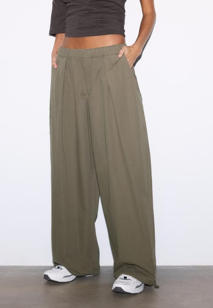 Stradivarius Popeline barrelbroek met stoppers  Kaki 34