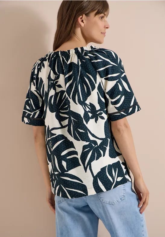 Carmen blouse met korte mouwen en bladprint