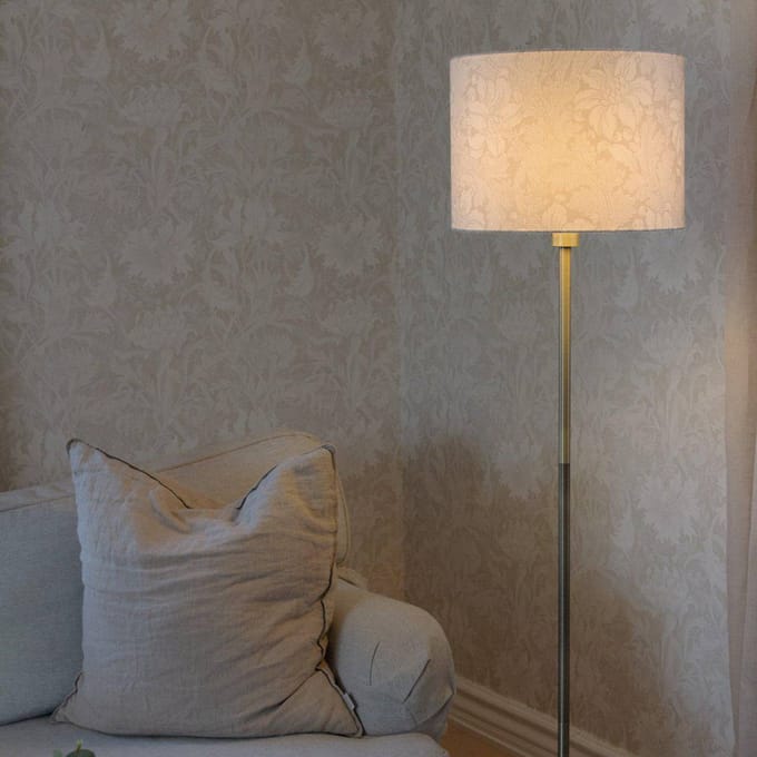 PR Home Vloerlamp Amy, beige/goud, hoogte 150 cm, textiel, E27