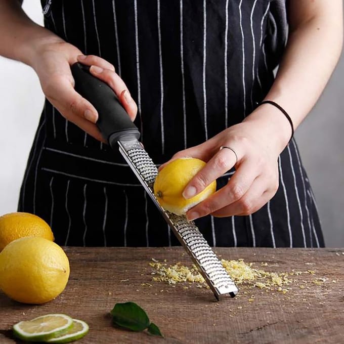 Rasp - Keukenrasp - Citroenrasp - Kaasrasp - Raspen - Keuken accessoire - Keukenspullen