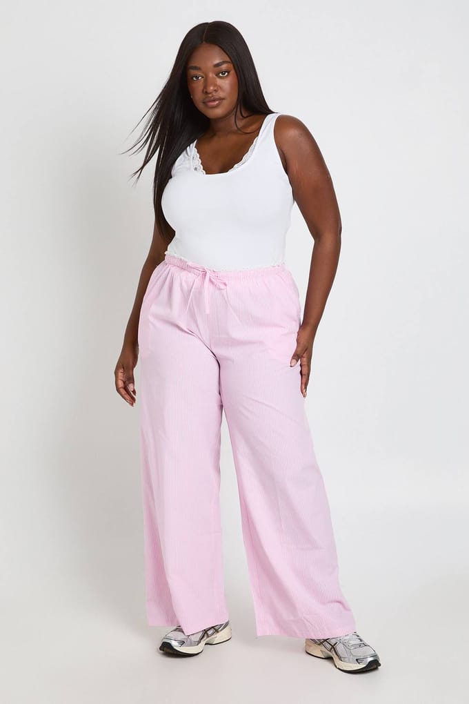 boohoo Dames Plus Bandjes Kanten Rand Katoenen Hemdje | Wit | Maat: 48