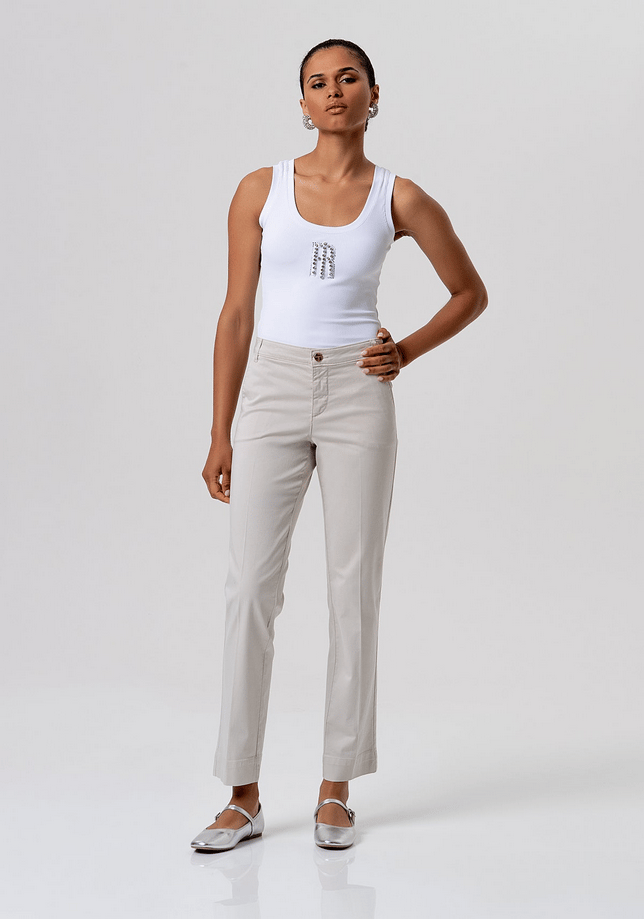 broek chino vrouw zand