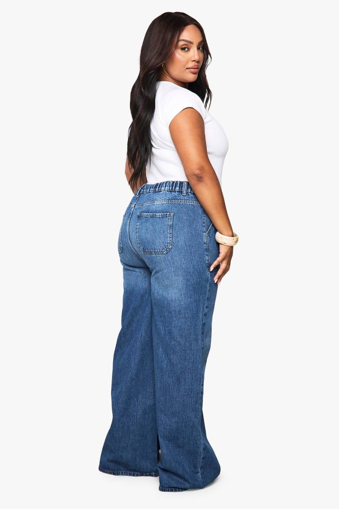 boohoo Dames Plus Jeans met Elastische Tailleband en Wijde Pijpen | Mid Blue | Maat: 22