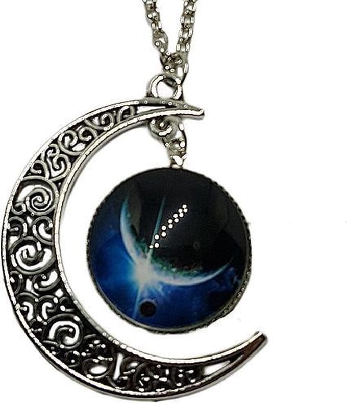 Ketting maansikkel hanger en prachtige maan afbeelding
