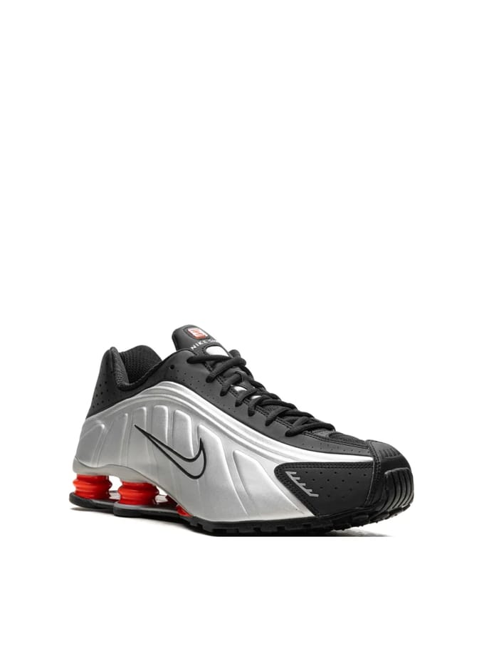 Shox R4 sneakers