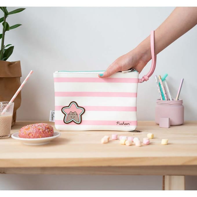 Pusheen - Rose Collection cosmetic bag - 23 x 16.5 x 2.5 cm