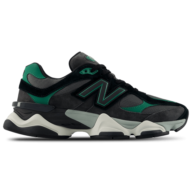 New Balance 9060 Sneakers Heren - Zwart - Maat 42 - Leer
