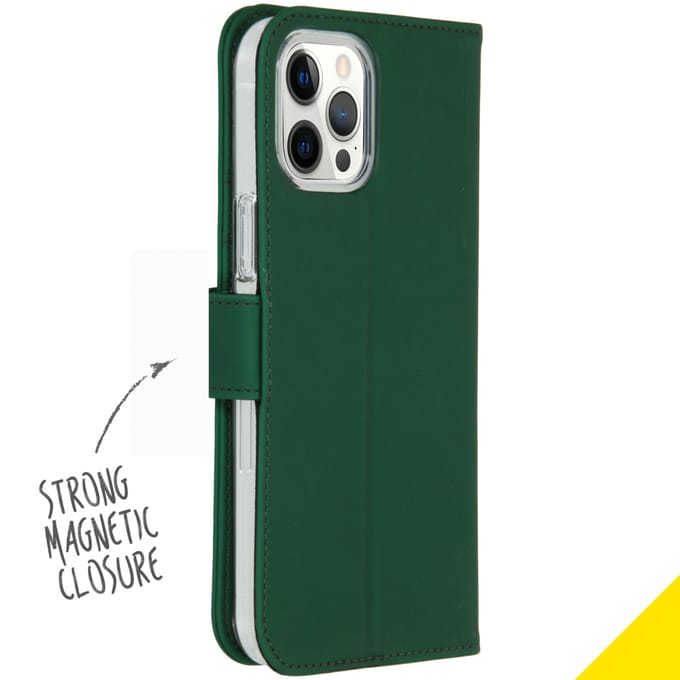 Accezz Hoesje - Geschikt voor Apple iPhone 12 Pro Max - Wallet Softcase Bookcase - Groen