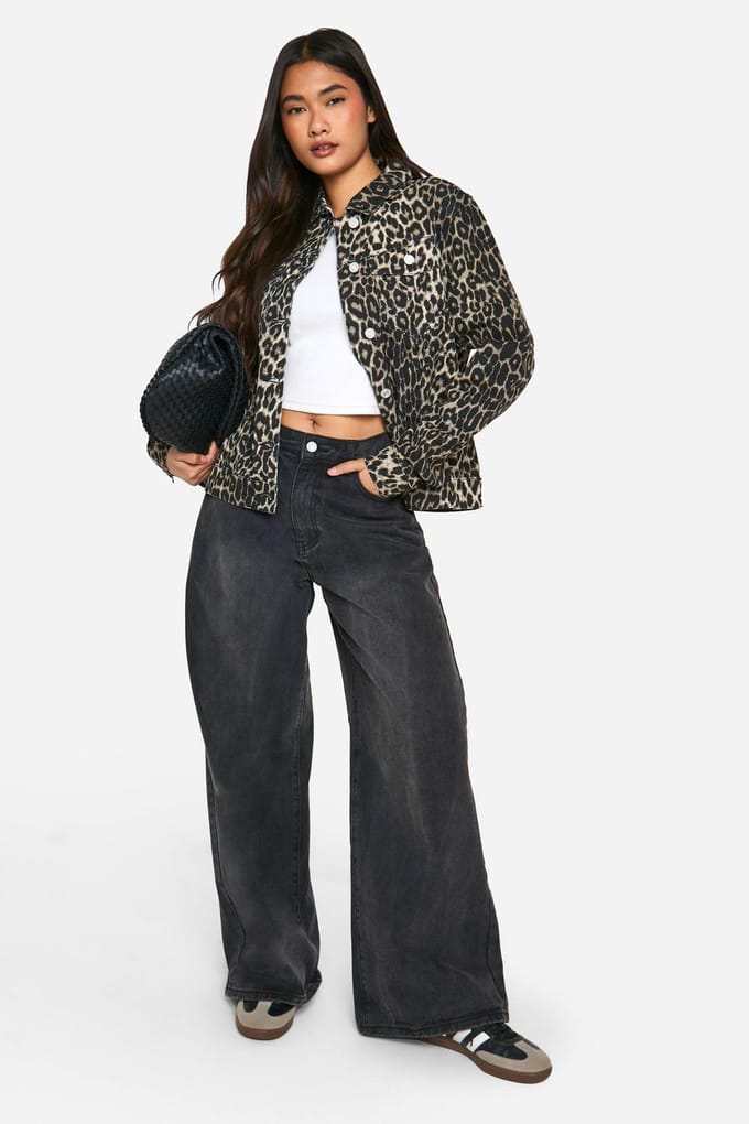 boohoo Dames Denimjack met luipaardprint | Bruin | Maat: 32