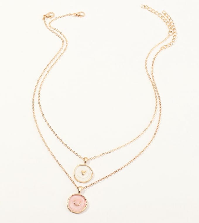 2 Kettingen een hartje & u | wit / roze | goud gekleurd
